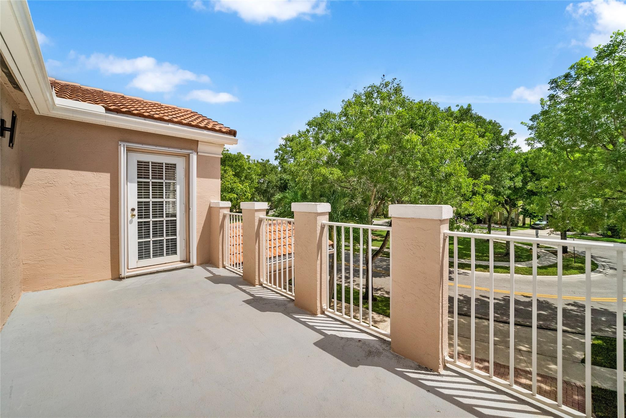 RIVIERA ISLES III - Residential Lease