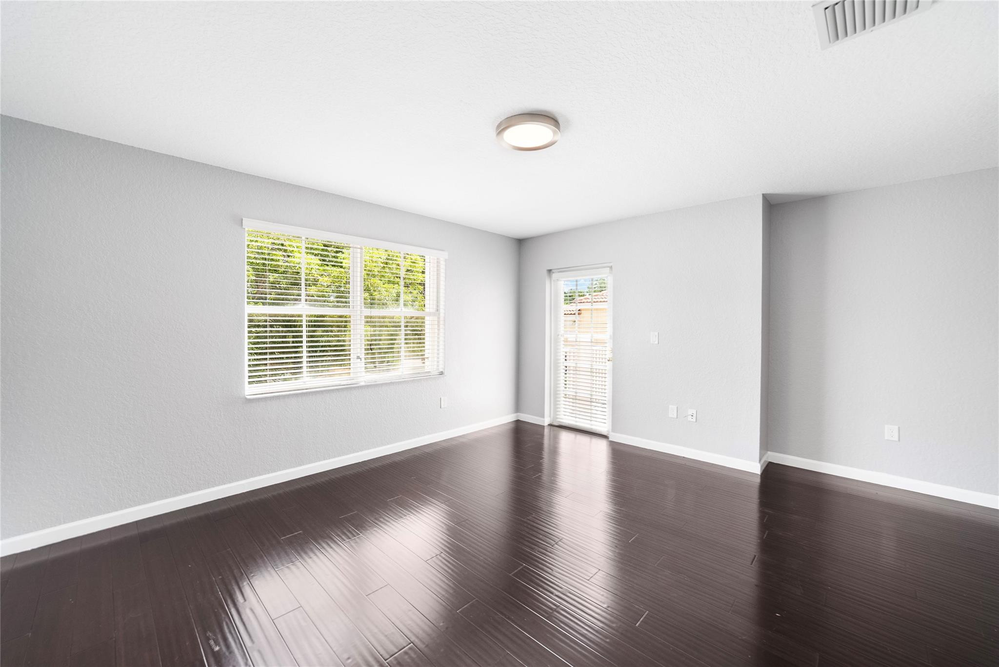 RIVIERA ISLES III - Residential Lease