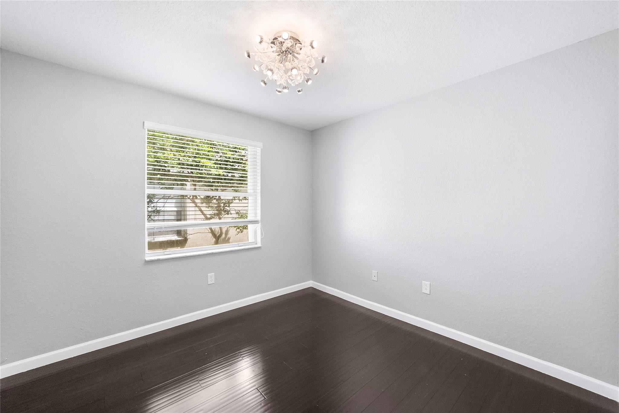 RIVIERA ISLES III - Residential Lease