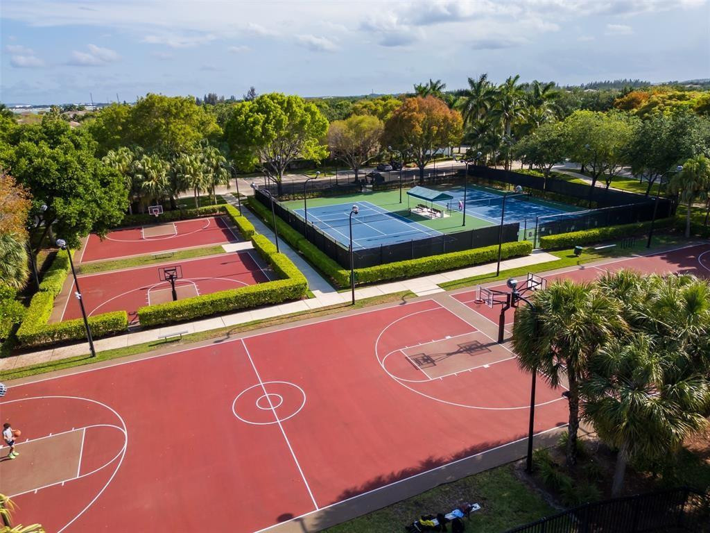 RIVIERA ISLES III - Residential Lease