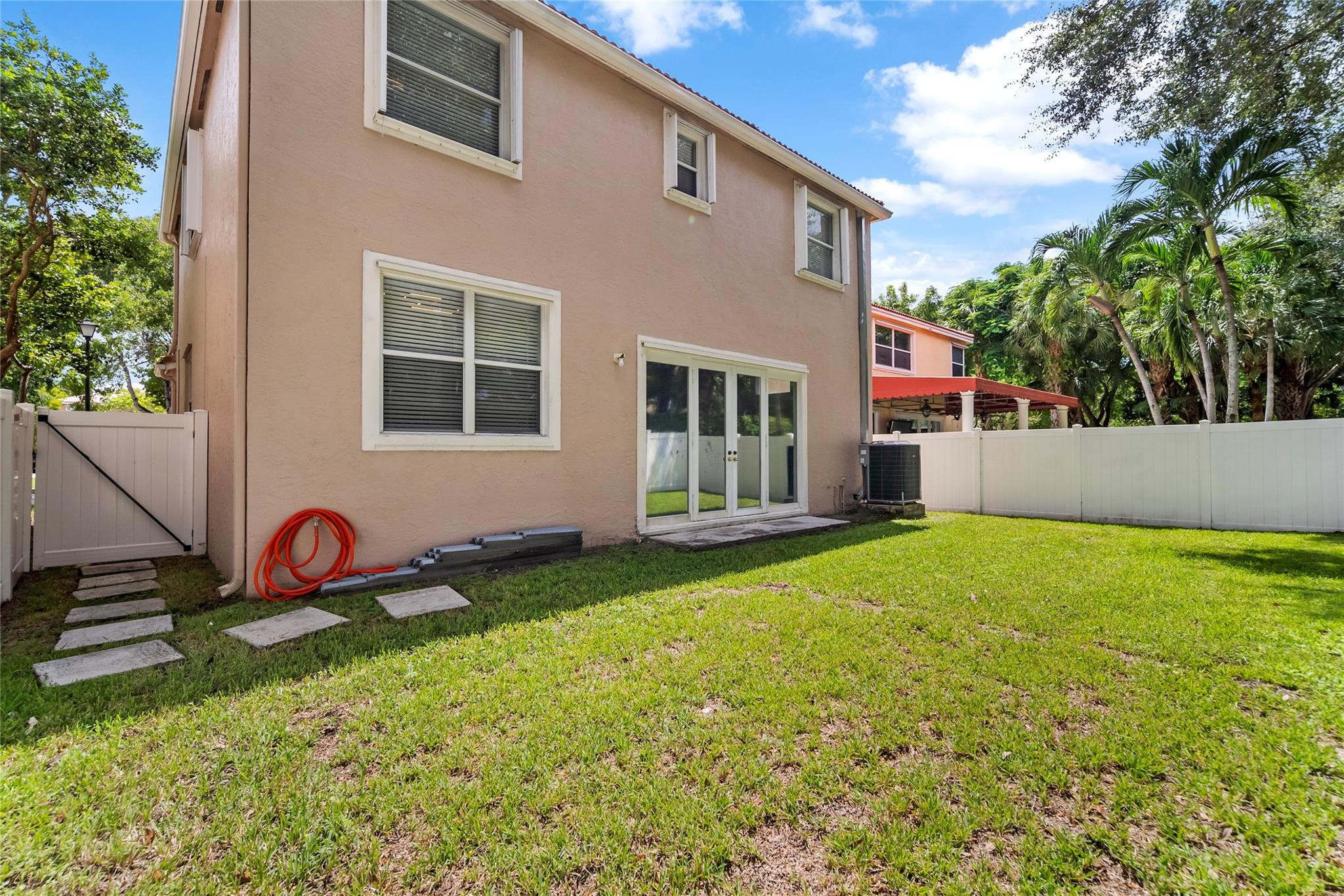 RIVIERA ISLES III - Residential Lease