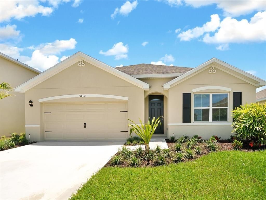 Photo of 10695 SW Prato Way #10695, Port St Lucie, FL 34987 (MLS # F10505288)