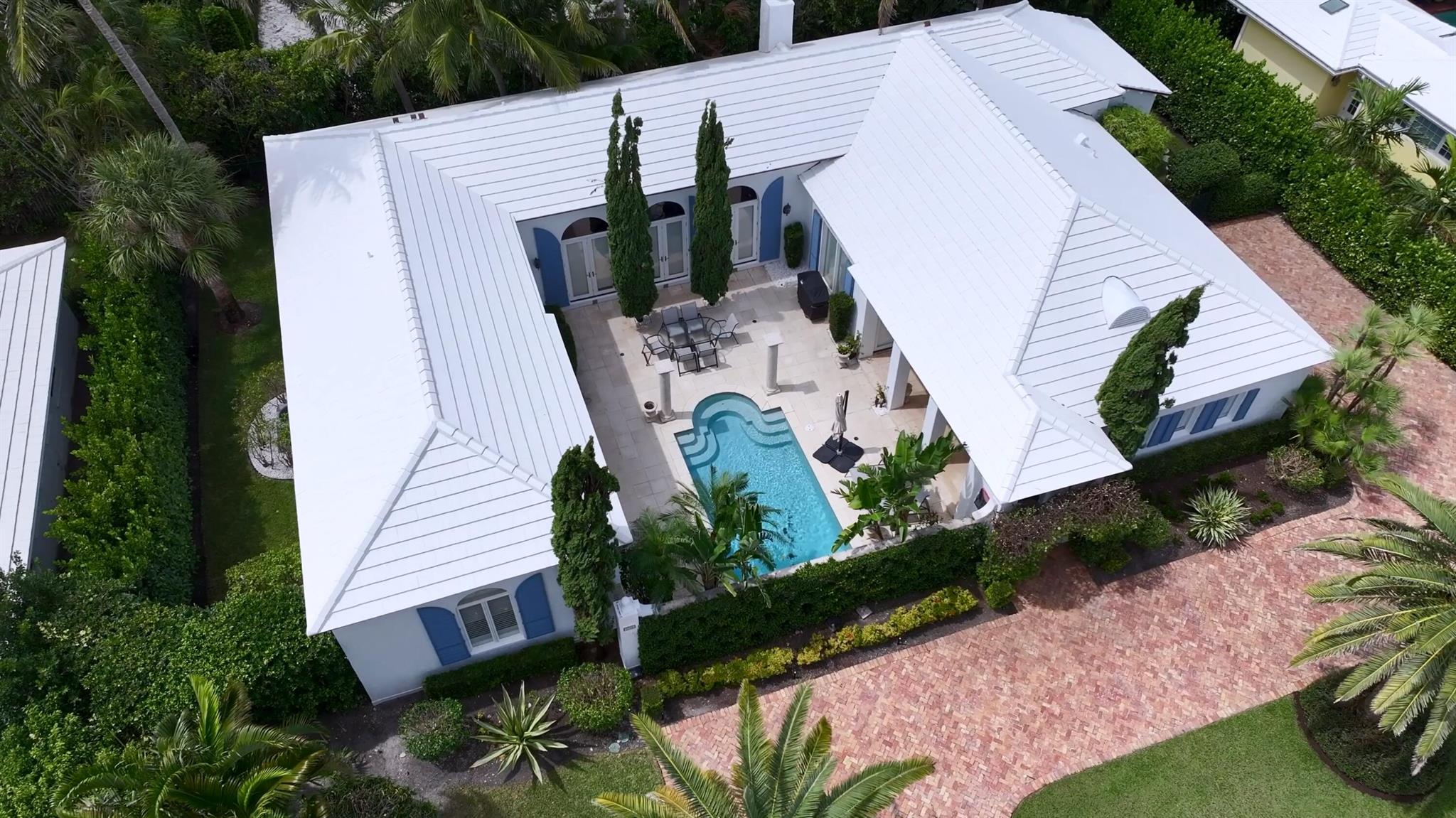 2258 Ibis Isle Road E