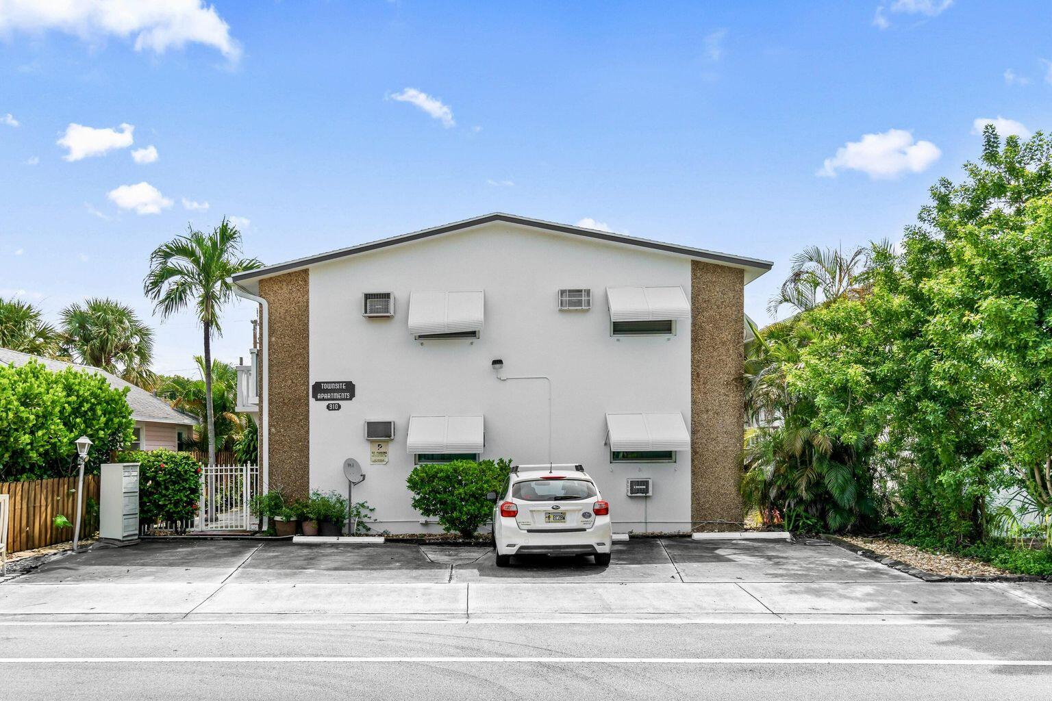 First-floor corner unit featuring a renovated kitchen with new appliances, fresh interior paint, and accordion shutters. Assigned parking space included and onsite laundry facilities. Water included. Impact Windows.Excellent location just a few blocks from Downtown Lake Worth, shops, dining, and entertainment.