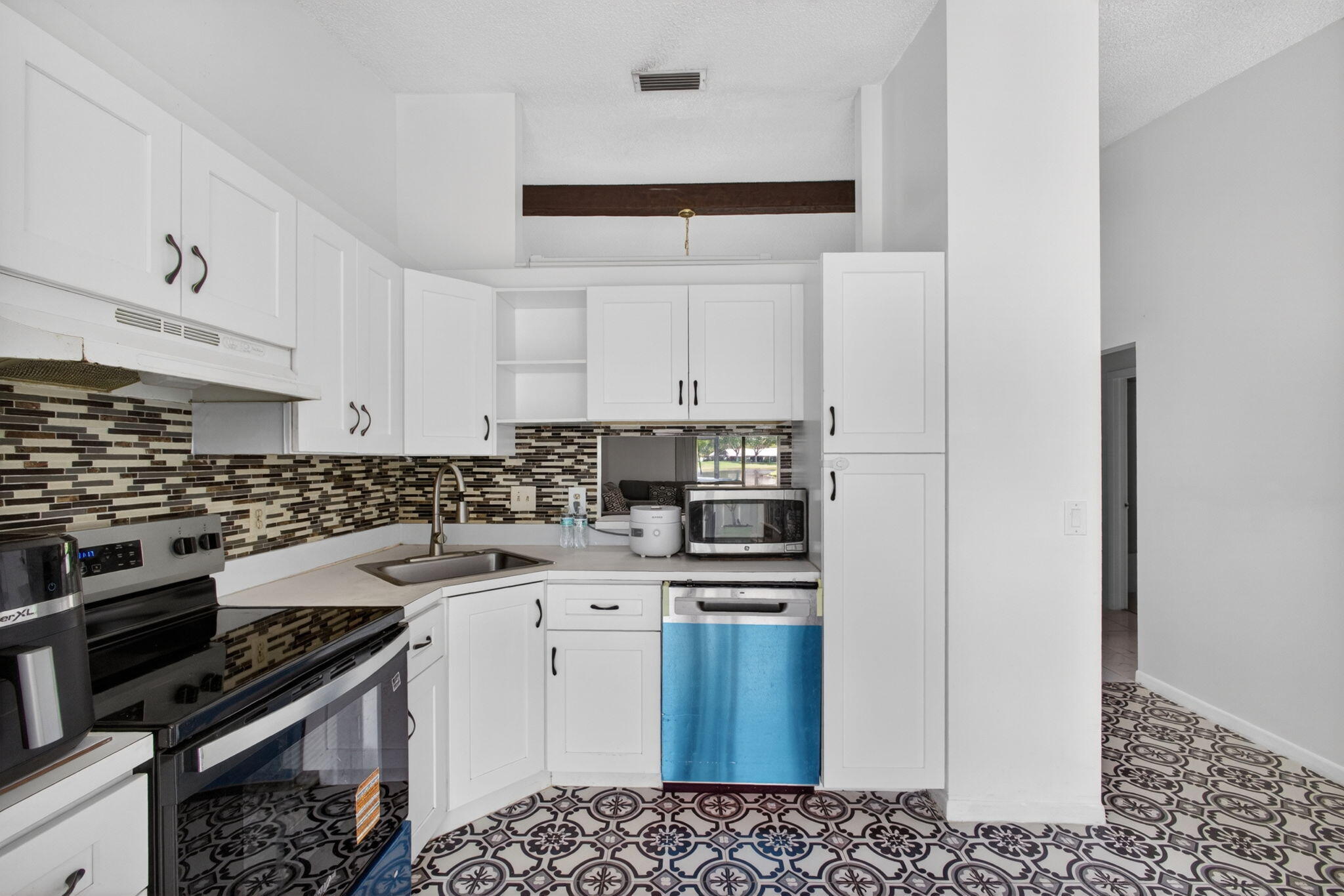 PALM CLUB VILLAGE I CONDO - Residential