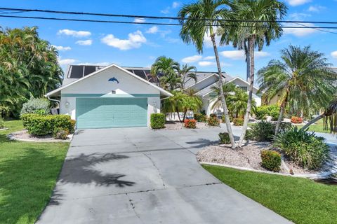 719 El Dorado Pkwy Cape Coral FL 33914