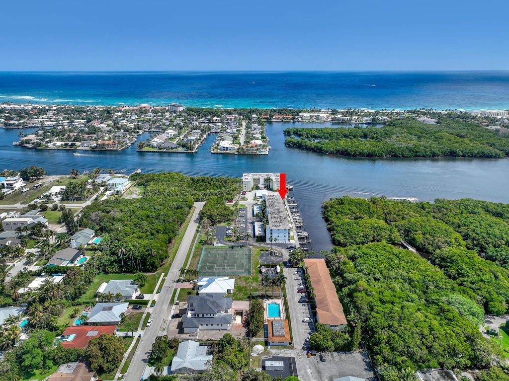 Photo of 689 NE 6th Court #402, Boynton Beach, FL 33435 (MLS # B26000070)