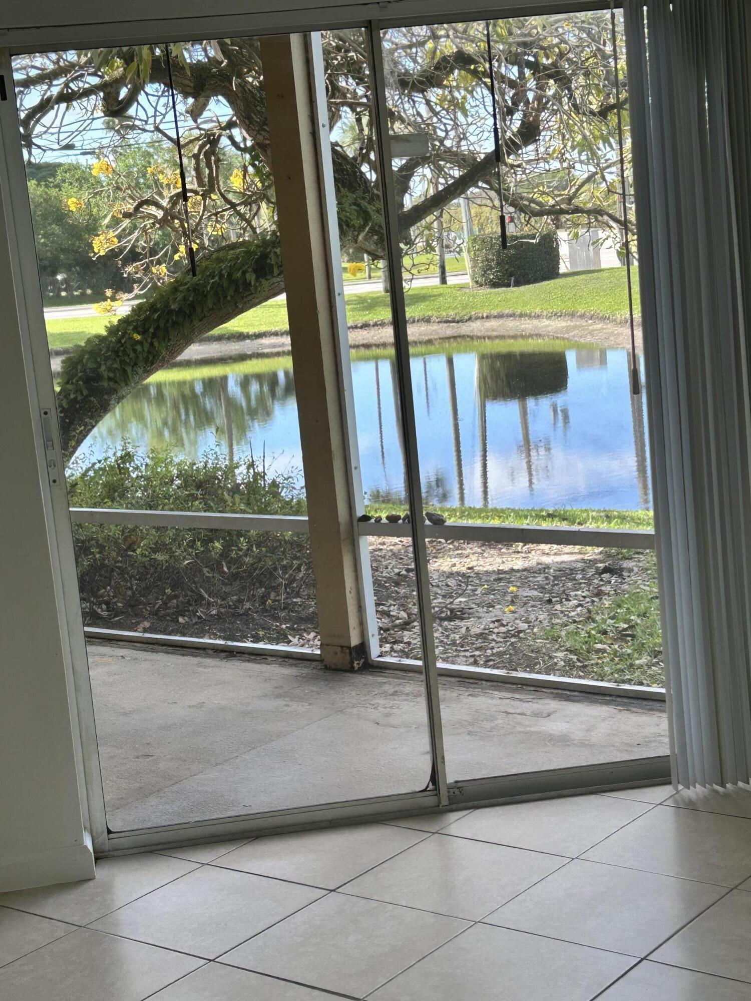 PALM LAKE CONDO - Residential Lease