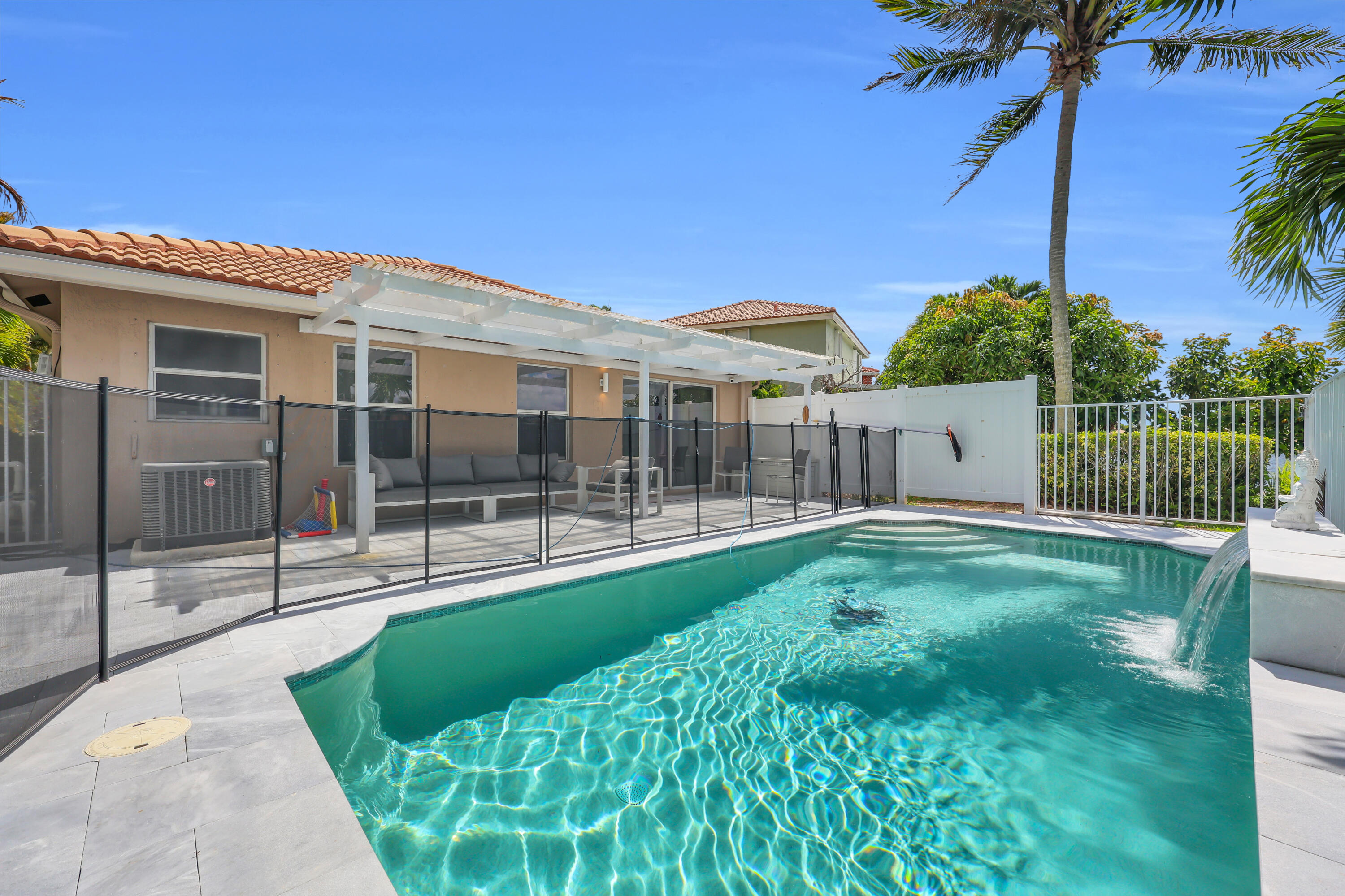 LIBERTY ISLES - Residential