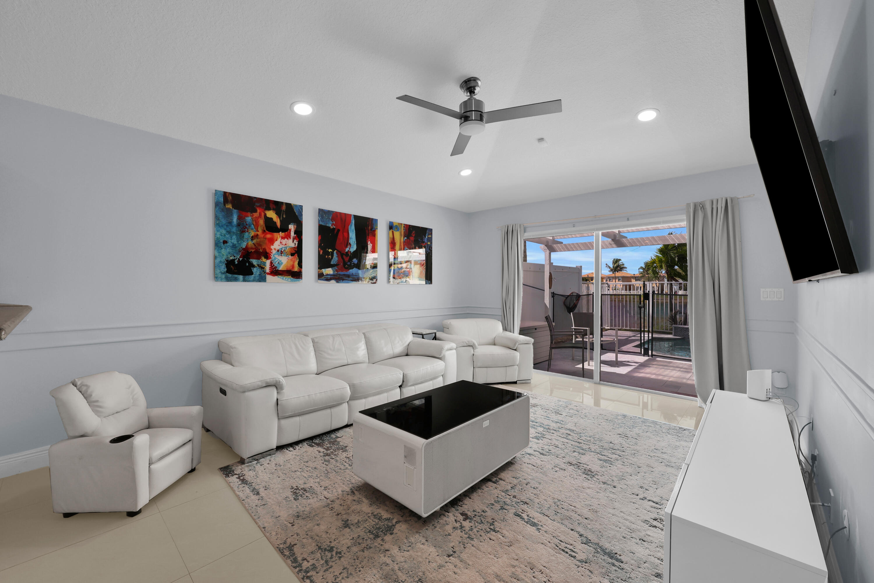 LIBERTY ISLES - Residential