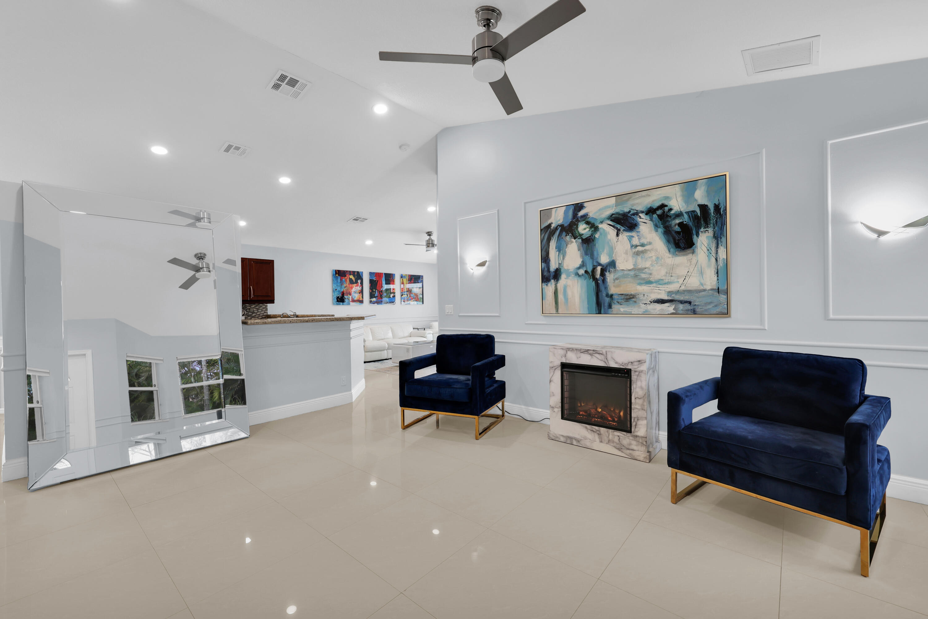 LIBERTY ISLES - Residential