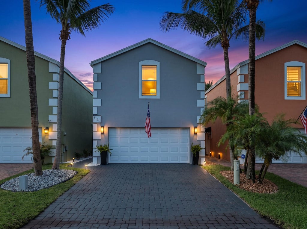 Photo of 3122 Shelby Way, Palm Springs, FL 33461 (MLS # B26085703)