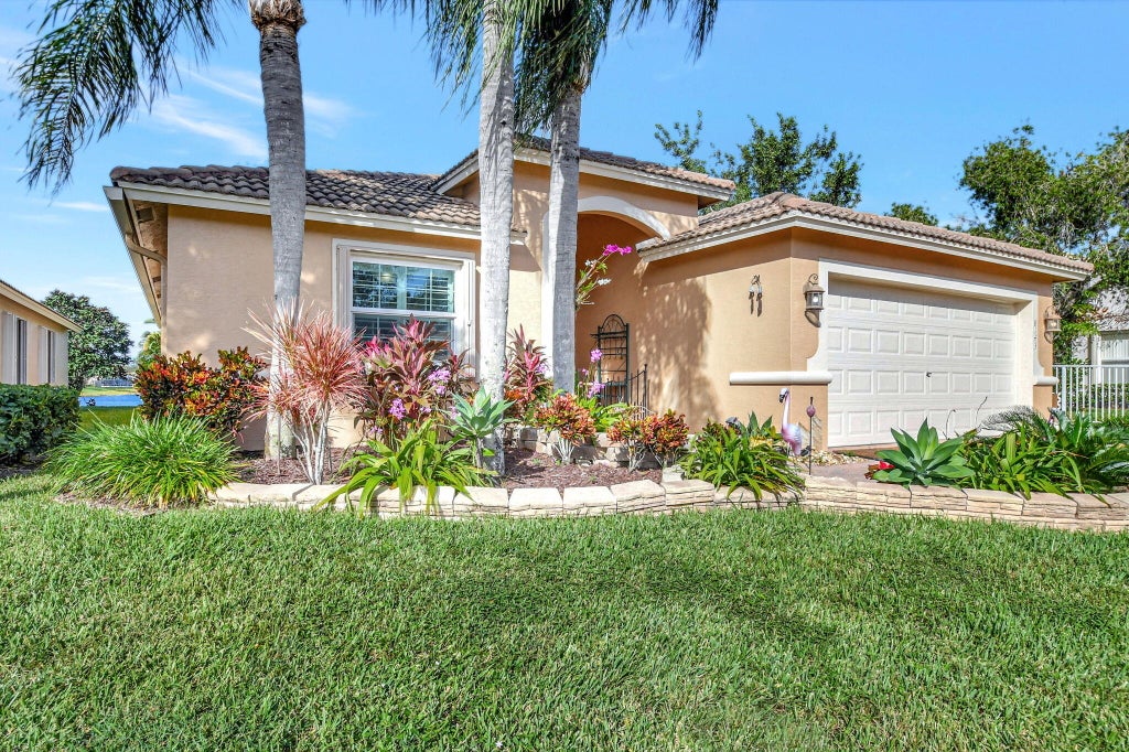 Photo of 8143 Duomo Circle, Boynton Beach, FL 33472 (MLS # R11044340)