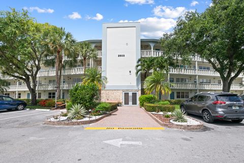 Photo of 2503 Antigua Terrace #E1, Coconut Creek, FL 33066 (MLS # B26037202)