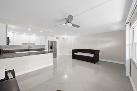 Tiny photo for 2503 Antigua Terrace #E1, Coconut Creek, FL 33066 (MLS # B26037202)