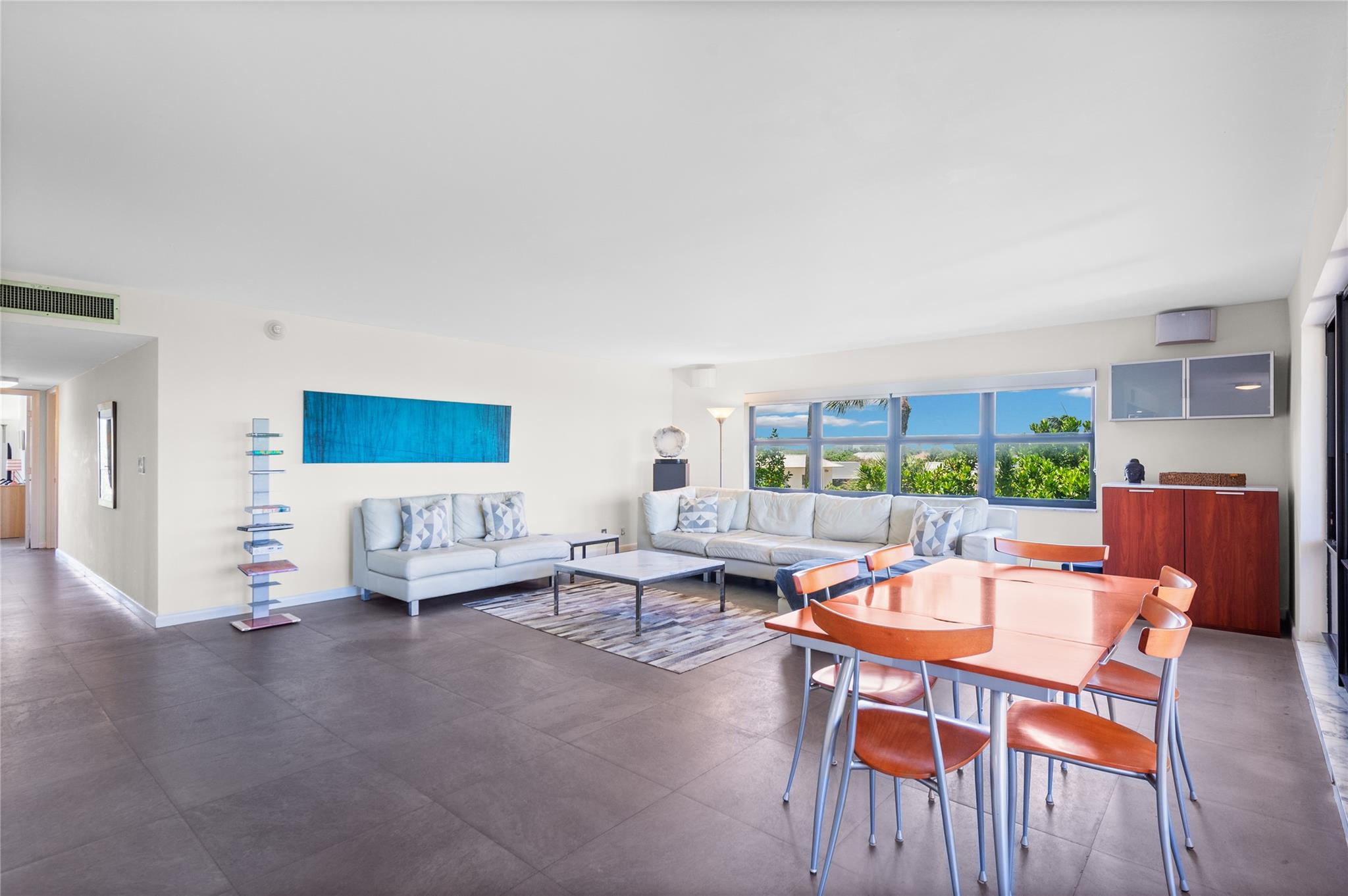 4900 N Ocean Blvd 416, Lauderdale By The Sea, FL, 33308/$1,200,000 3 4900 N Ocean Blvd 416