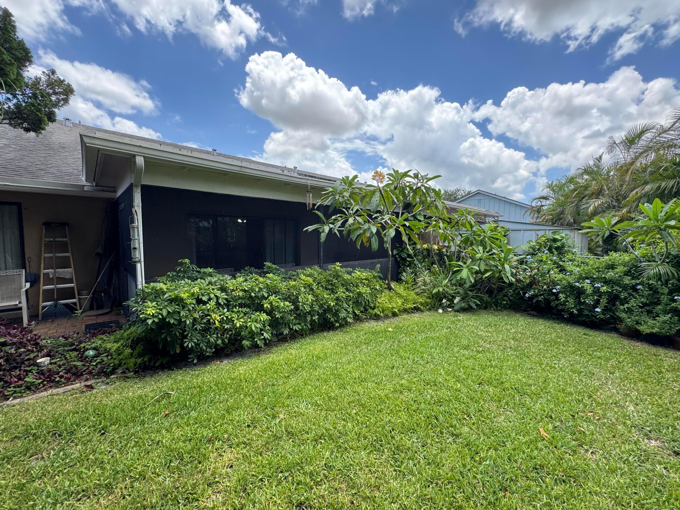 11894 Suellen Circle