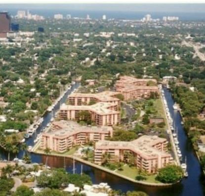 1000 River Reach Dr 207