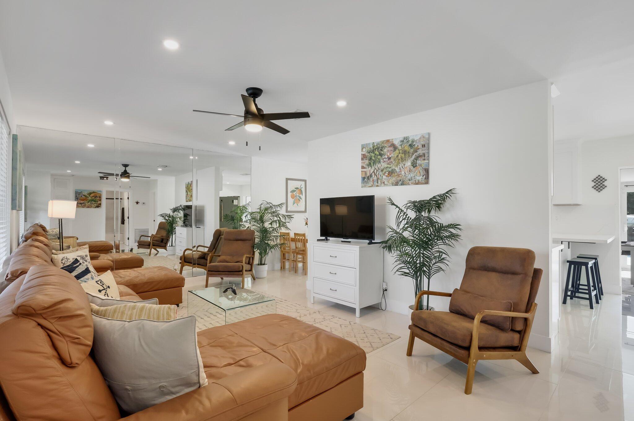 4448 SW 34th Terrace
