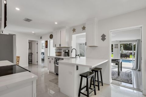 4448 SW 34th Terrace Dania Beach FL 33312