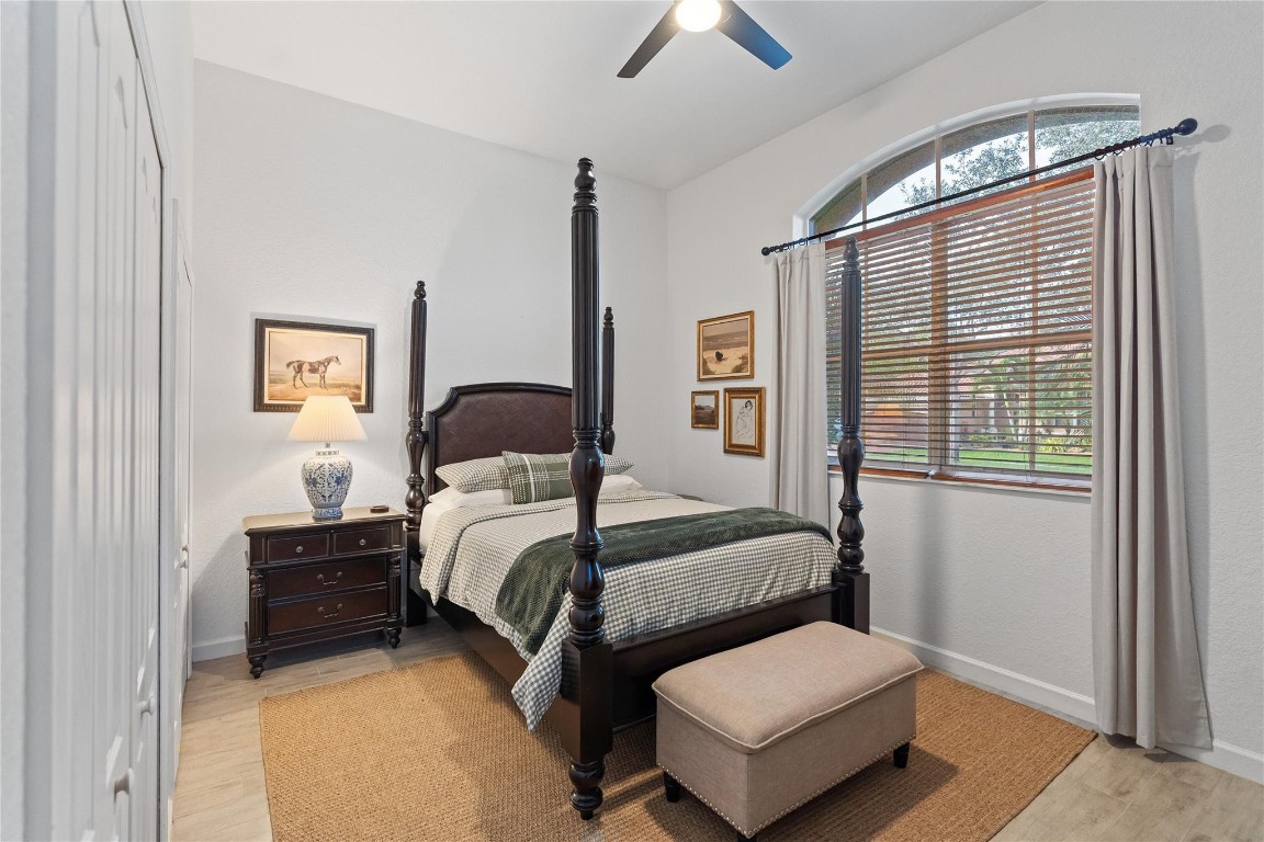 Nautica 164-36 B - Residential