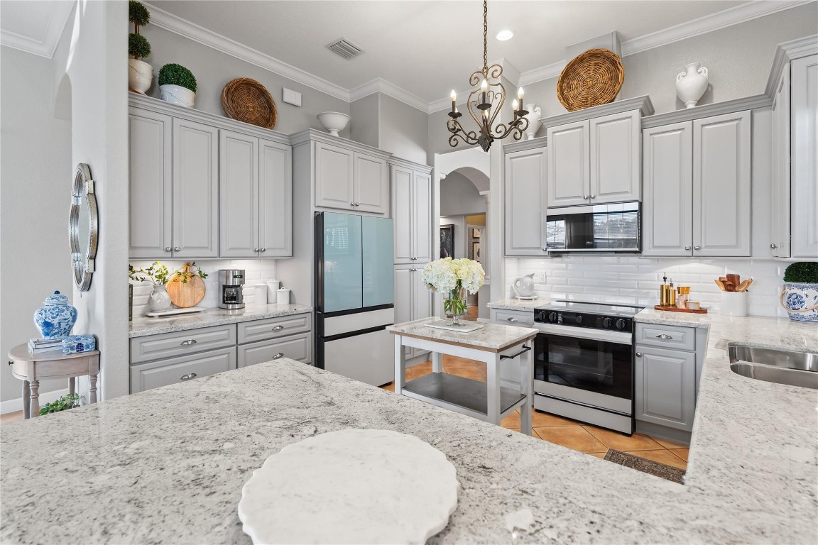 Nautica 164-36 B - Residential