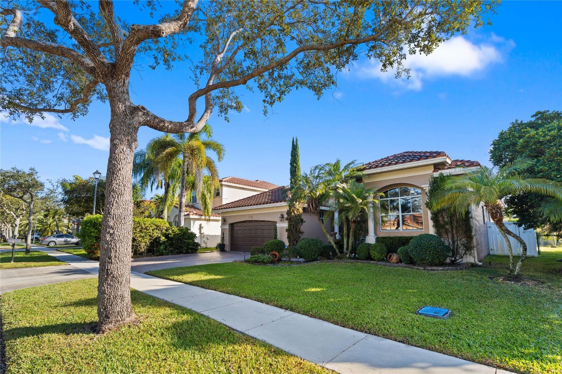 Nautica 164-36 B - Residential