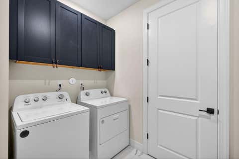 Tiny photo for 2455 Primrose Place, Oakland Park, FL 33309 (MLS # B26003836)