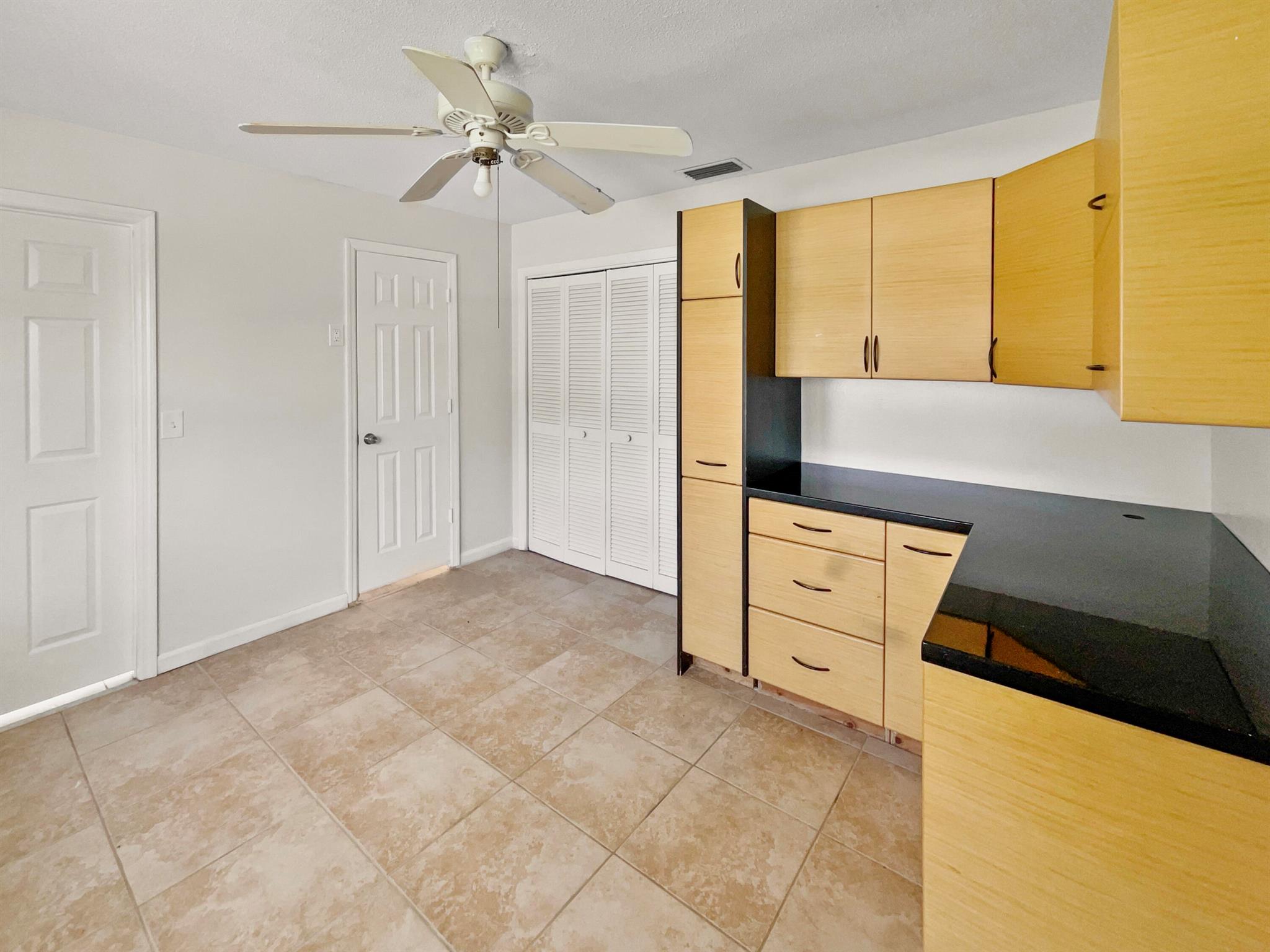 CORONA DEL RIO - Residential