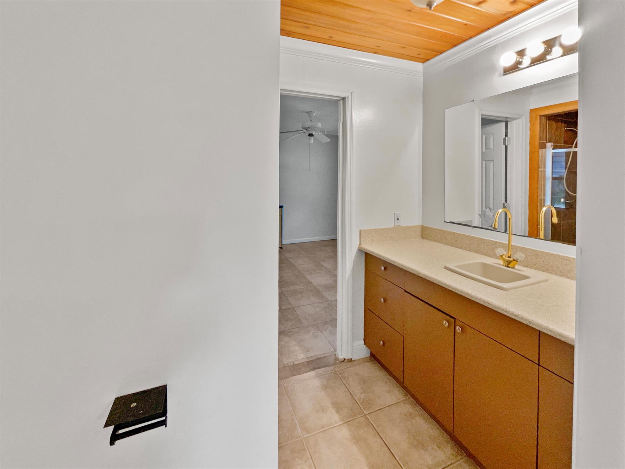 CORONA DEL RIO - Residential