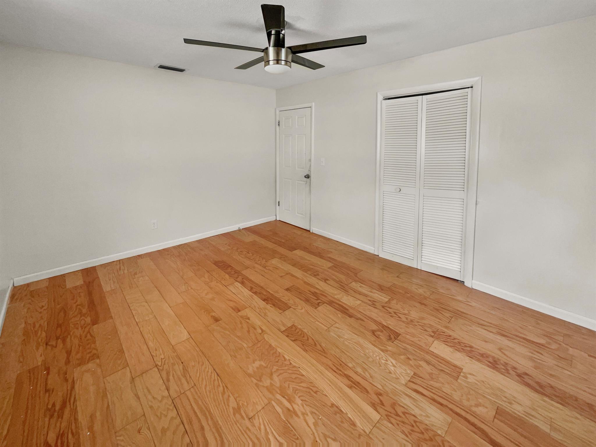 CORONA DEL RIO - Residential