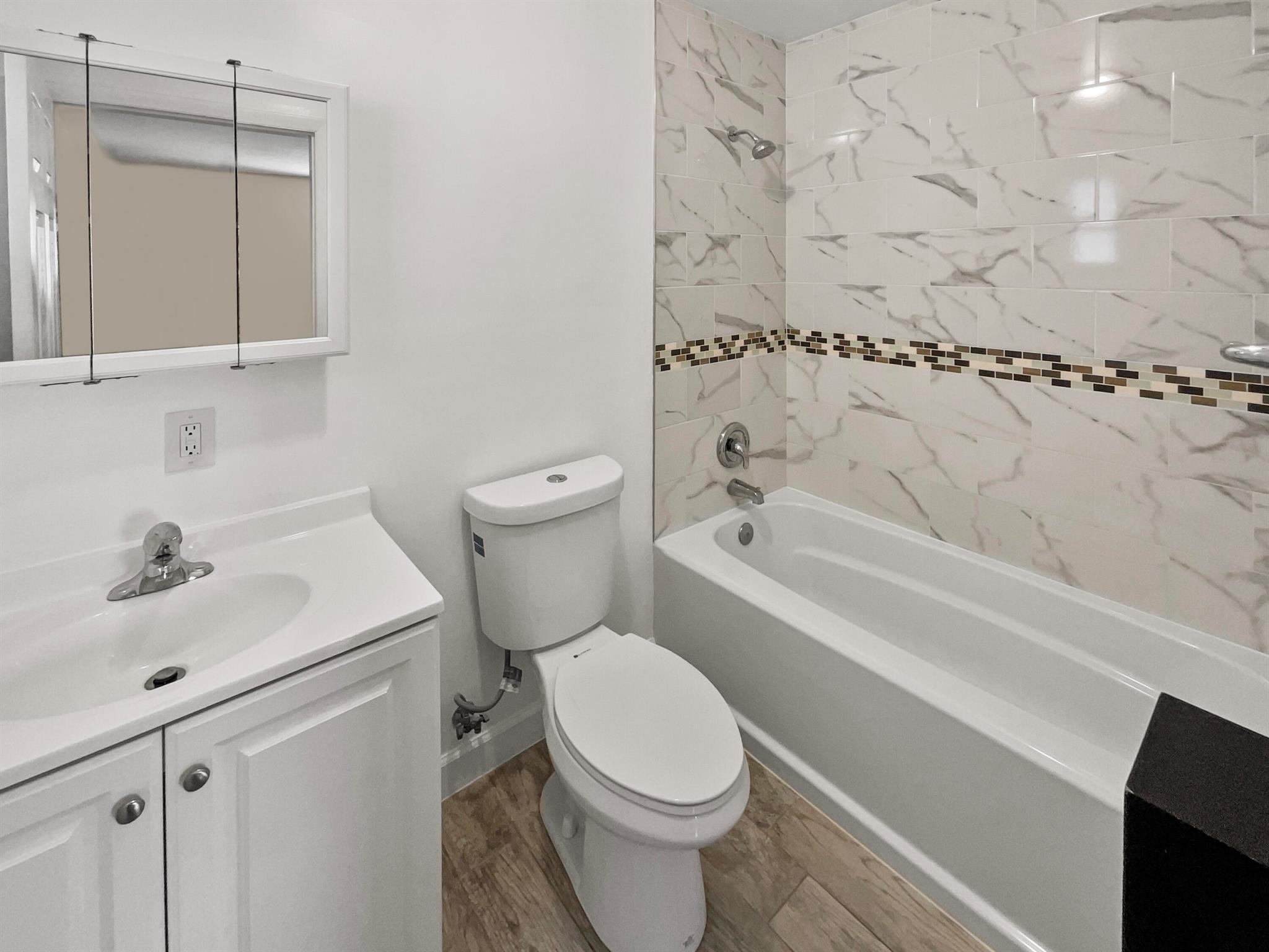 CORONA DEL RIO - Residential