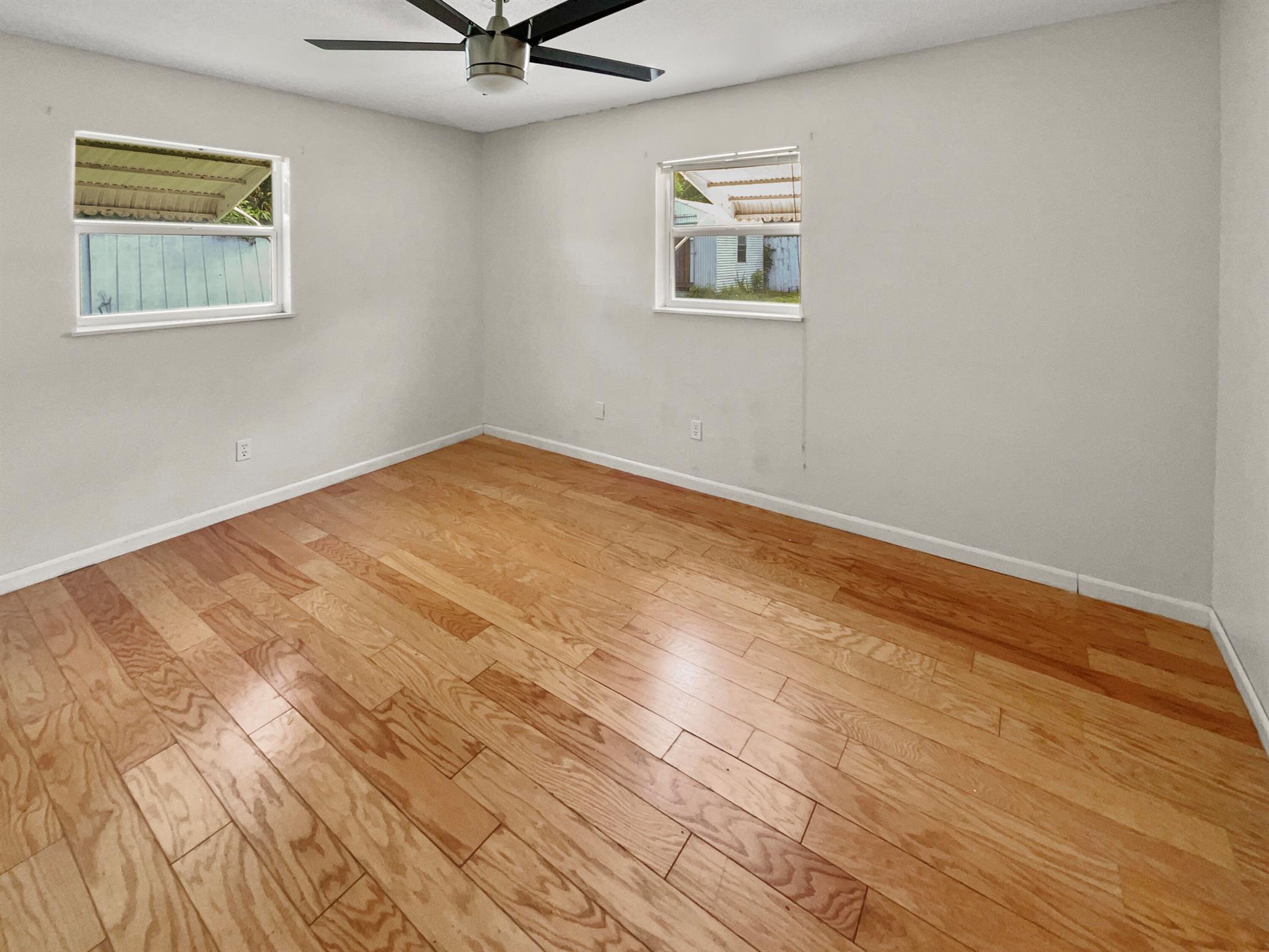 CORONA DEL RIO - Residential