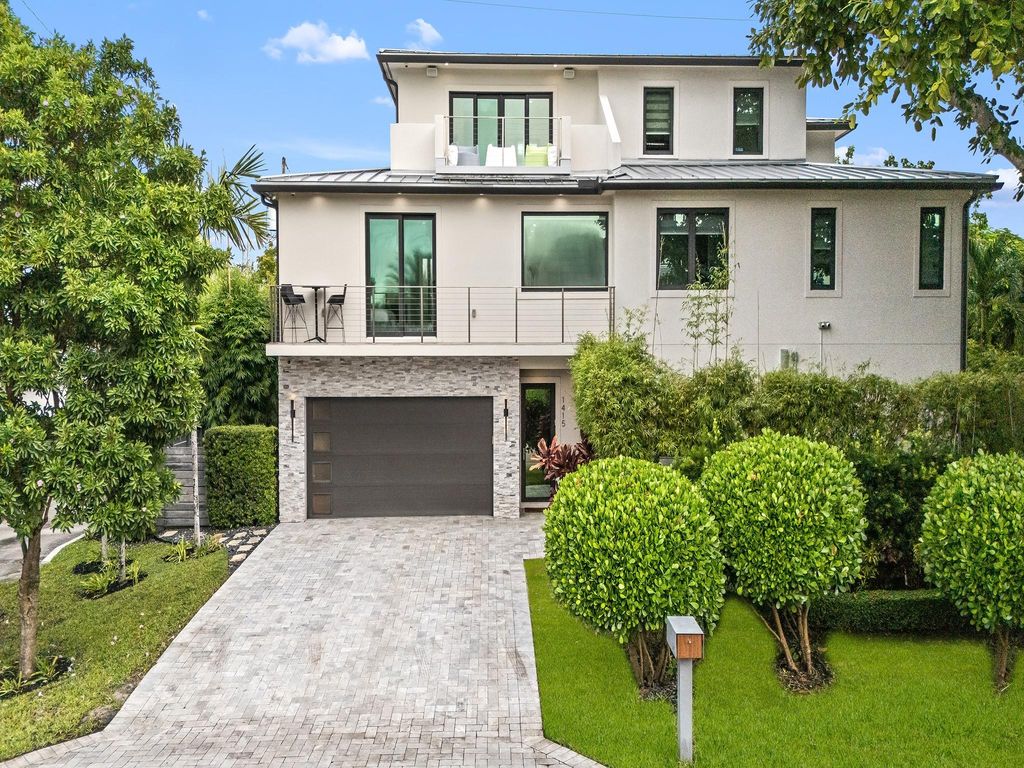 Photo of 1415 NE 6th St, Fort Lauderdale, FL 33304 (MLS # F10533673)