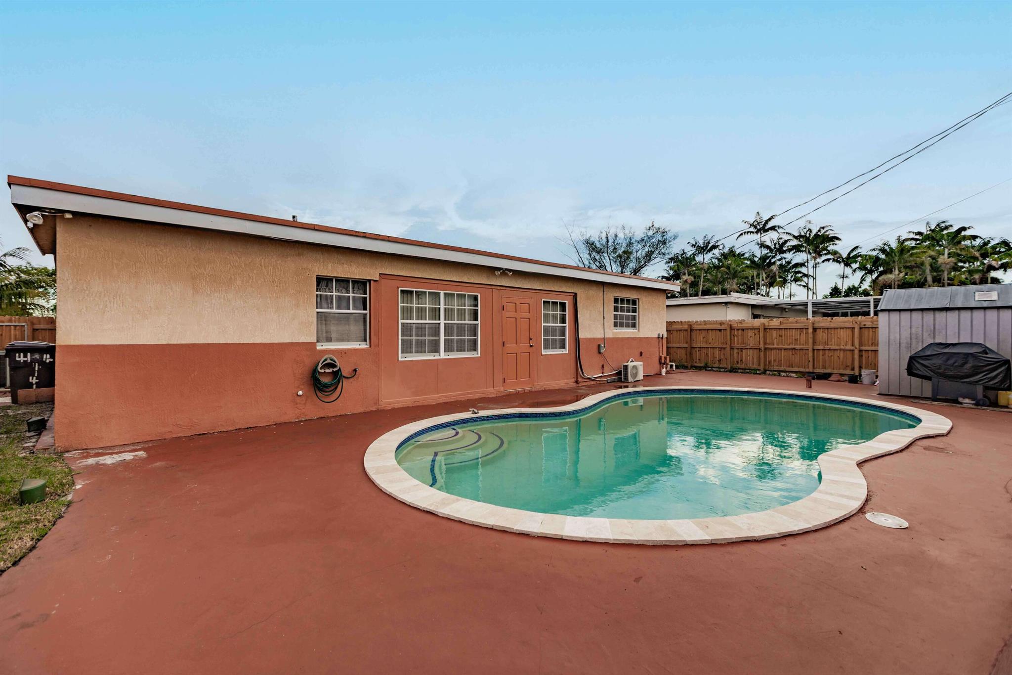 ORIOLE ESTATES SEC 8 - Residential