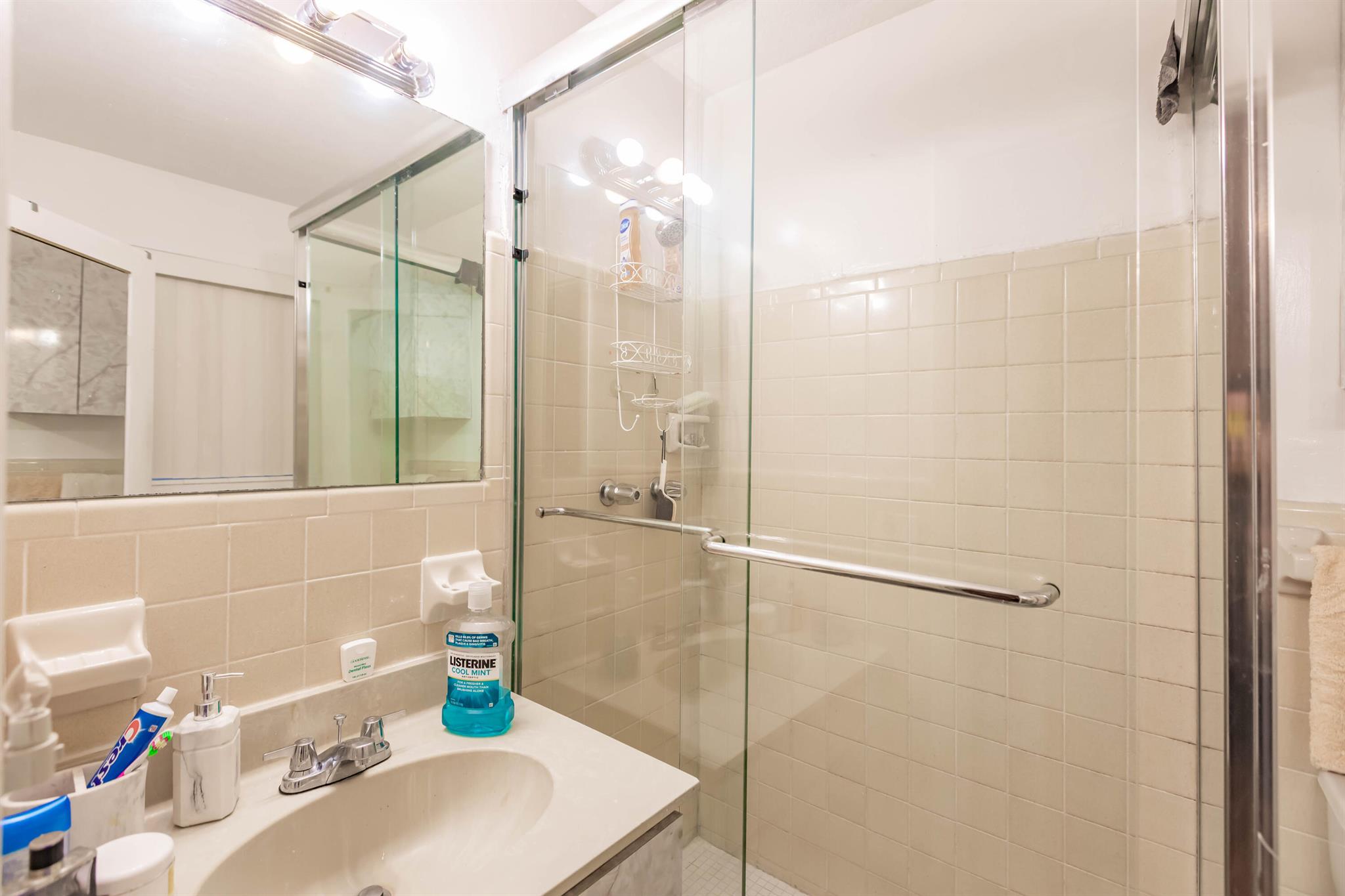 ORIOLE ESTATES SEC 8 - Residential