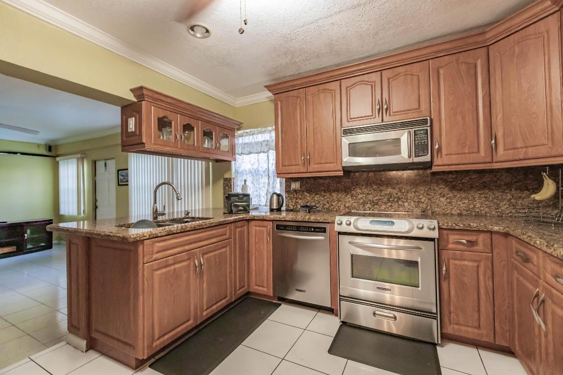 ORIOLE ESTATES SEC 8 - Residential