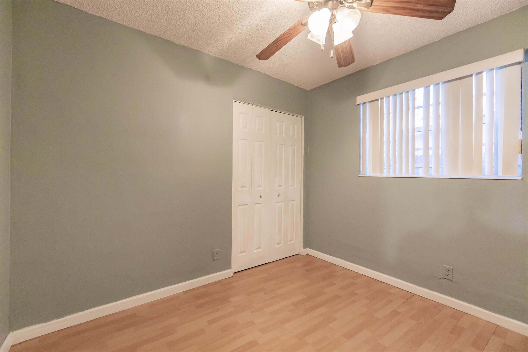 ORIOLE ESTATES SEC 8 - Residential