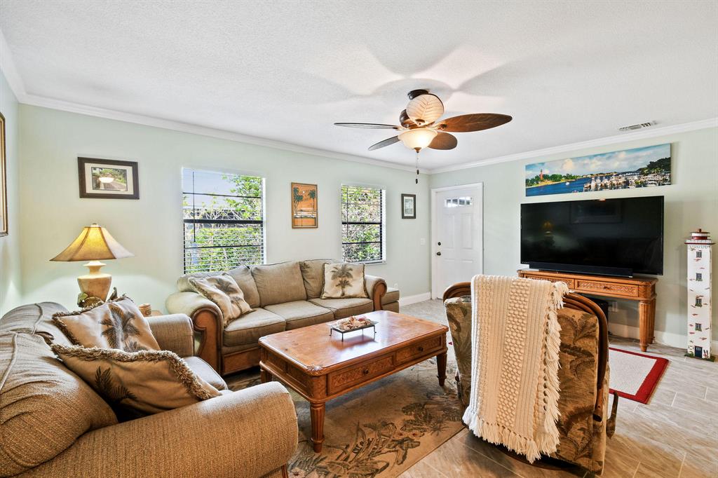 JENSEN PARK VILLAS SEC 1 - Residential