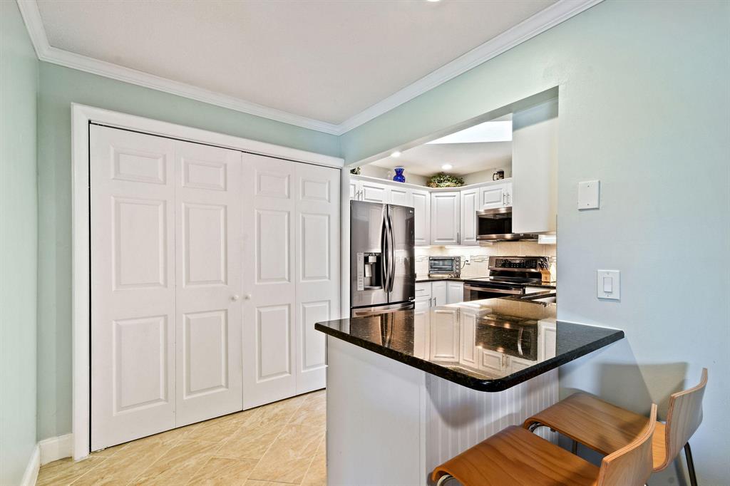 JENSEN PARK VILLAS SEC 1 - Residential