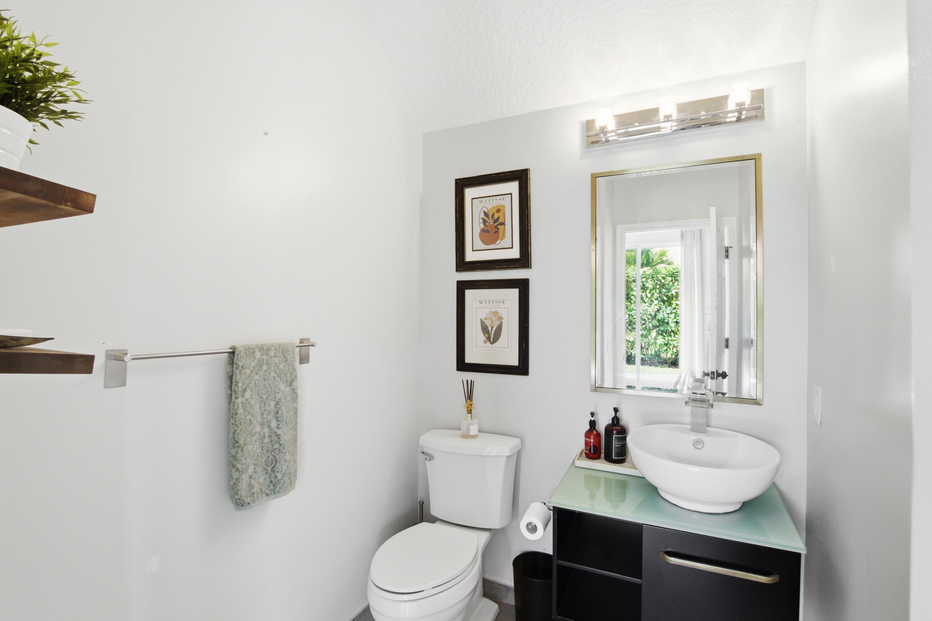 CYPRESS HEAD UNIT 1 - Residential Lease