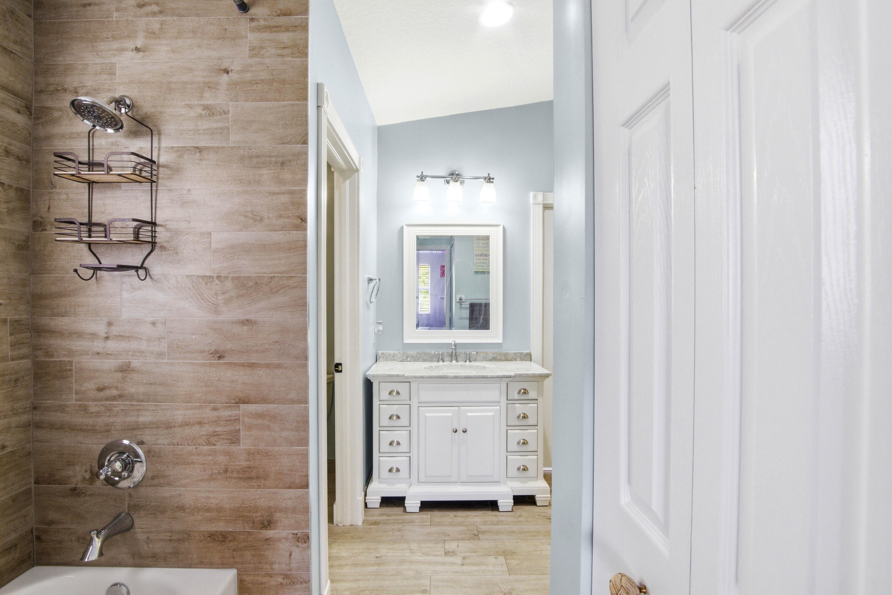 CYPRESS HEAD UNIT 1 - Residential Lease