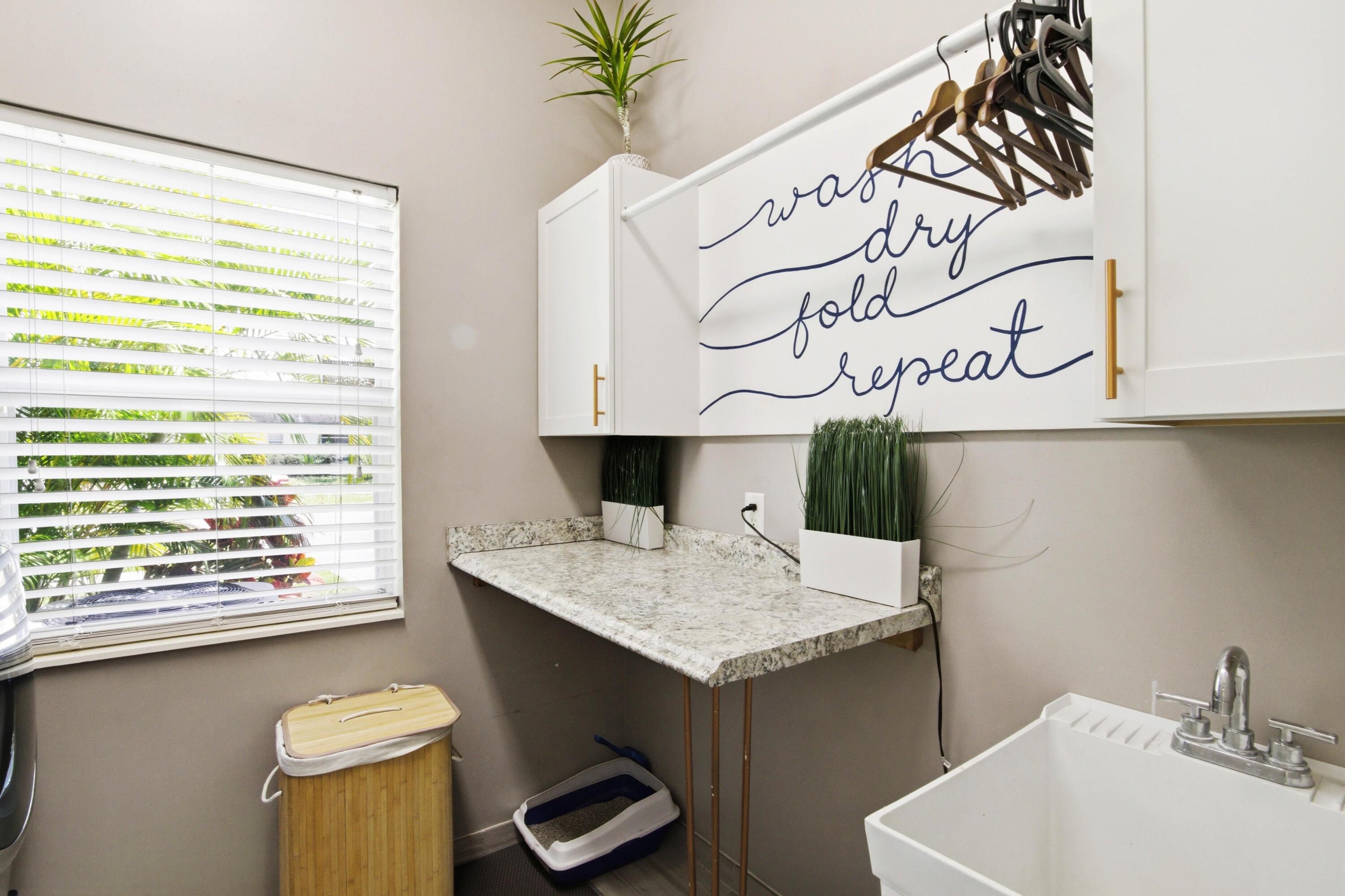 CYPRESS HEAD UNIT 1 - Residential Lease