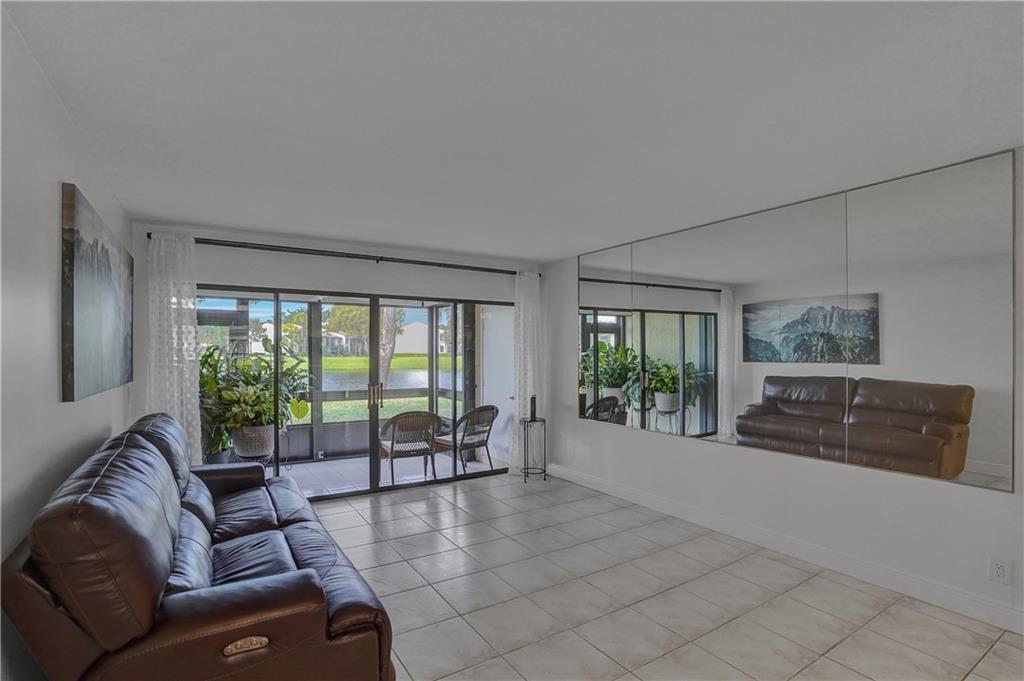 Meadowridge East - Residential