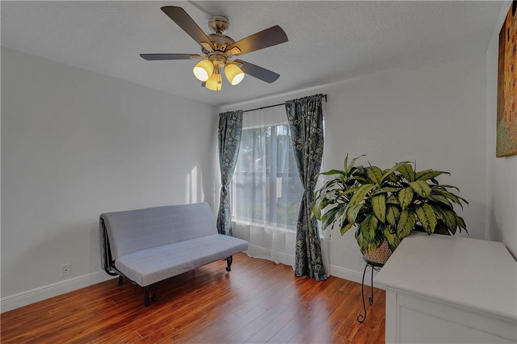 Meadowridge East - Residential