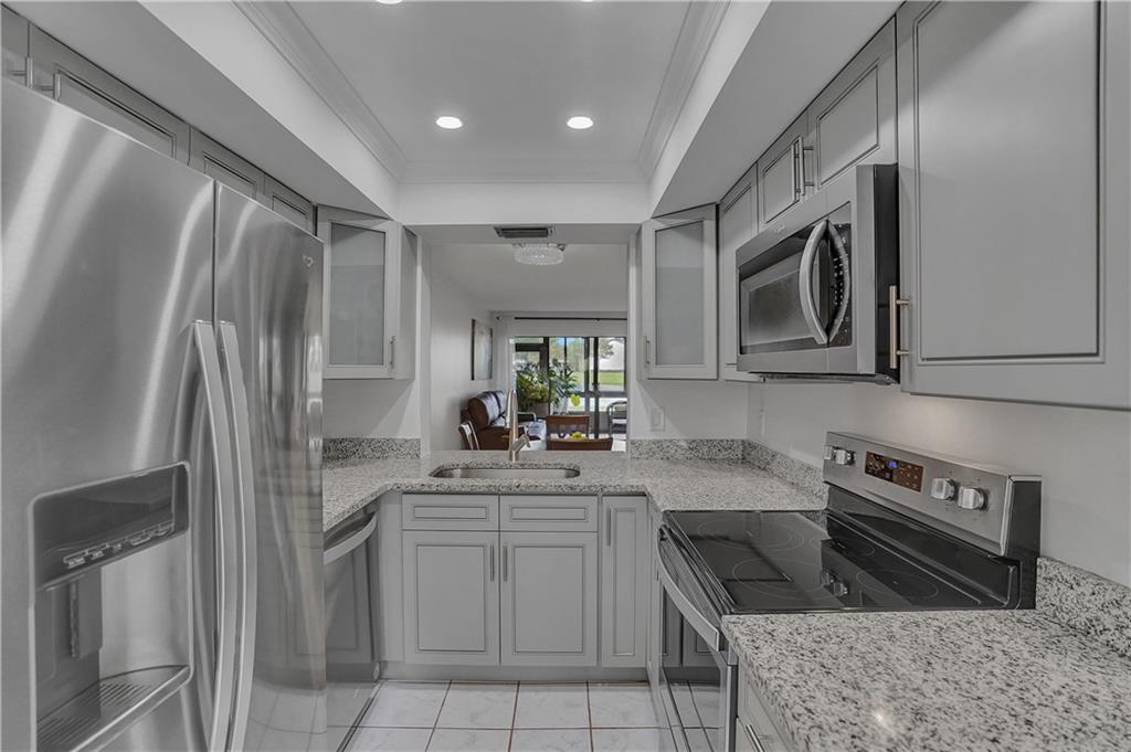 Meadowridge East - Residential