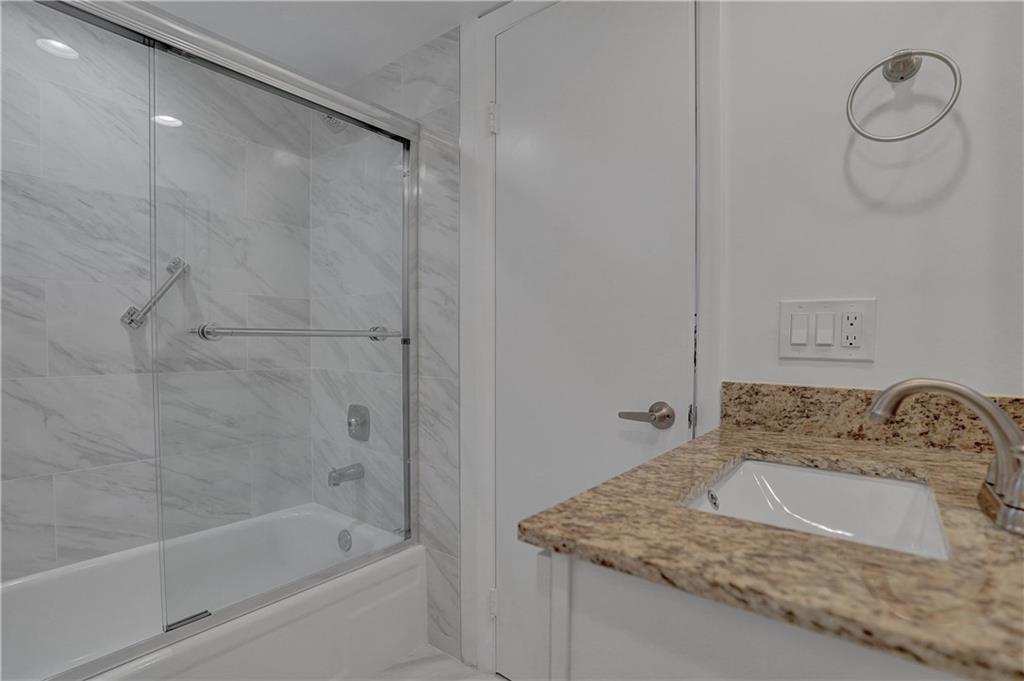 Meadowridge East - Residential