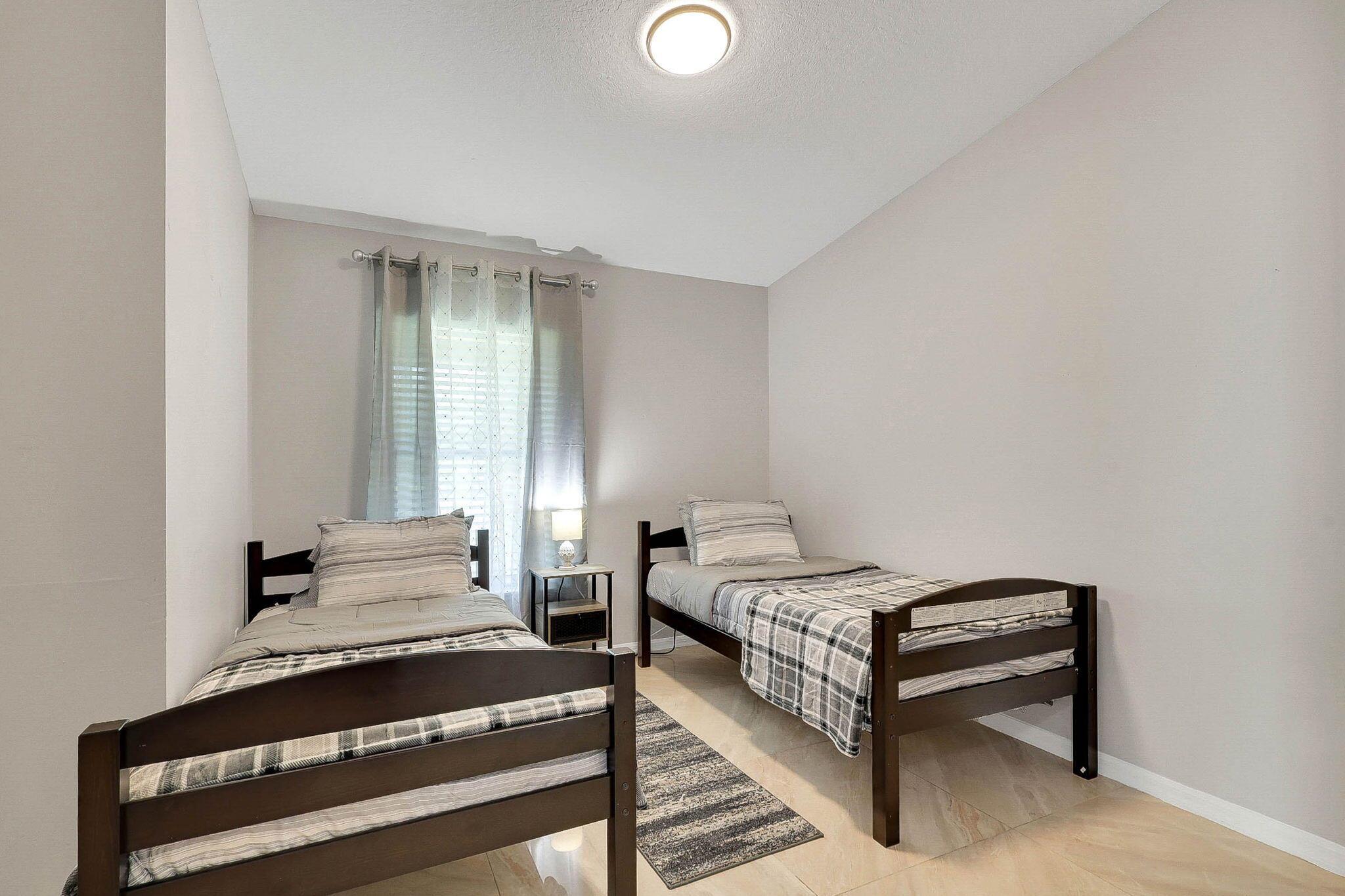 WINTERLAKES TRACT H 1ST R - Residential