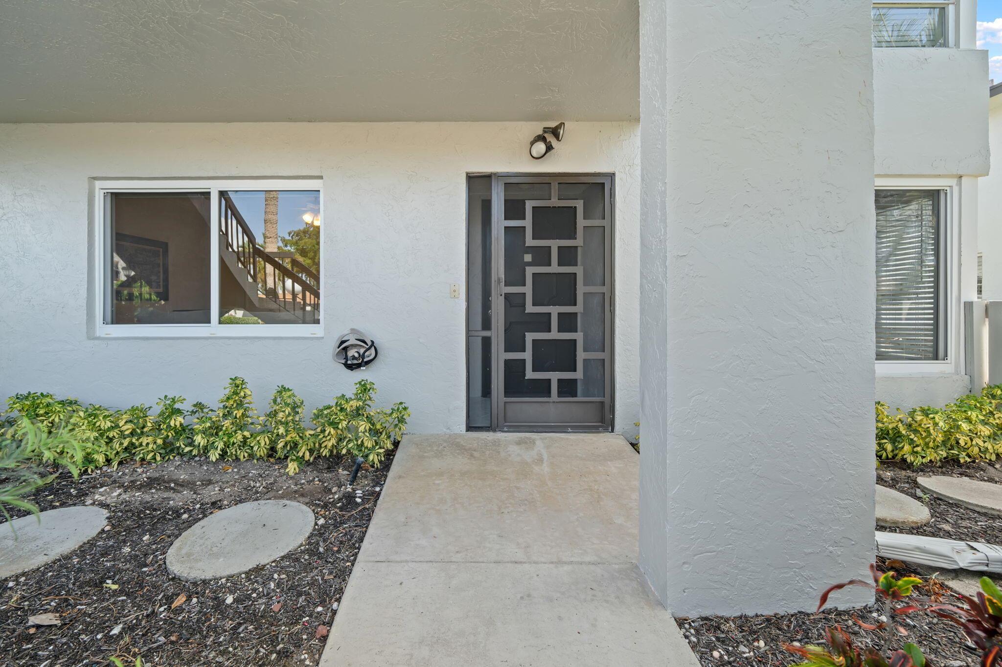 13709 Date Palm Court C