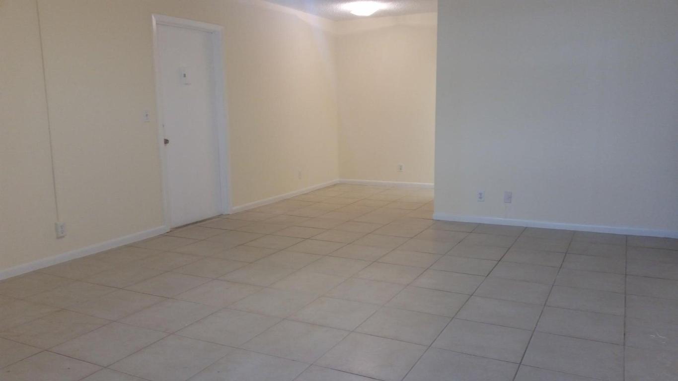 SPANISH OAKS CONDO - Residential Lease